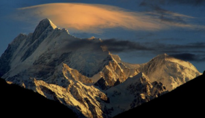 圣埃蒂安客战里尔：绿衫军能否在梅纳莫球场书写历史？